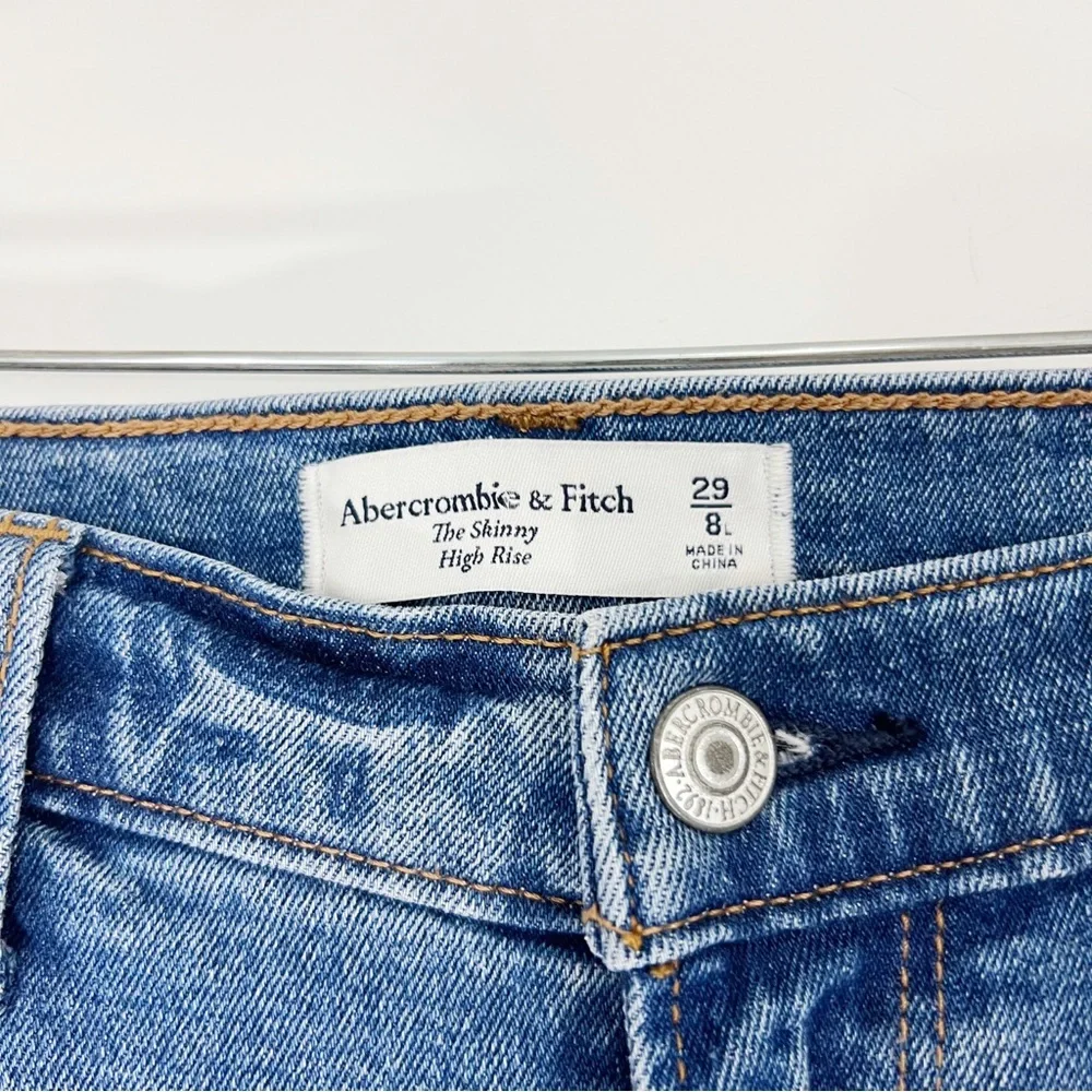 Abercrombie & Fitch The Skinny High Rise Jeans Vent Hem Size 8 Long - Picture 7 of 10